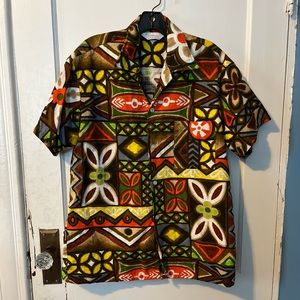 90’s Sears Floral Hawaiian Short Sleeve Shirt